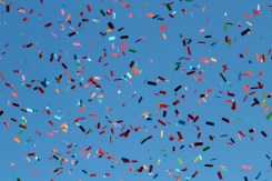 confetti-985152_1920